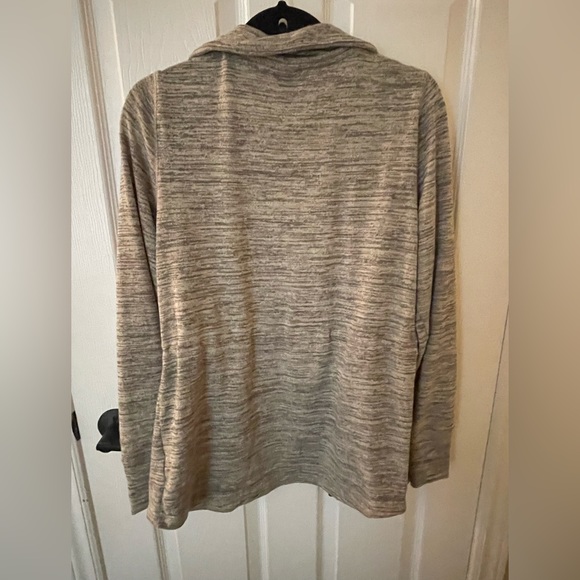 Long sleeve Joe fresh athletic sweater - Picture 3 of 4